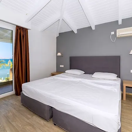 Turtle Hotel Agios Sostis (Zakynthos)